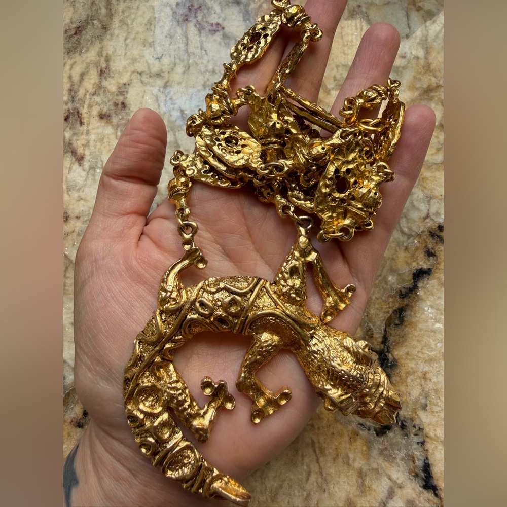 Massive VTG 80s Runway Lizard Necklace - 112g Molten Gold Style - Heavy Couture - Picture 7 of 11